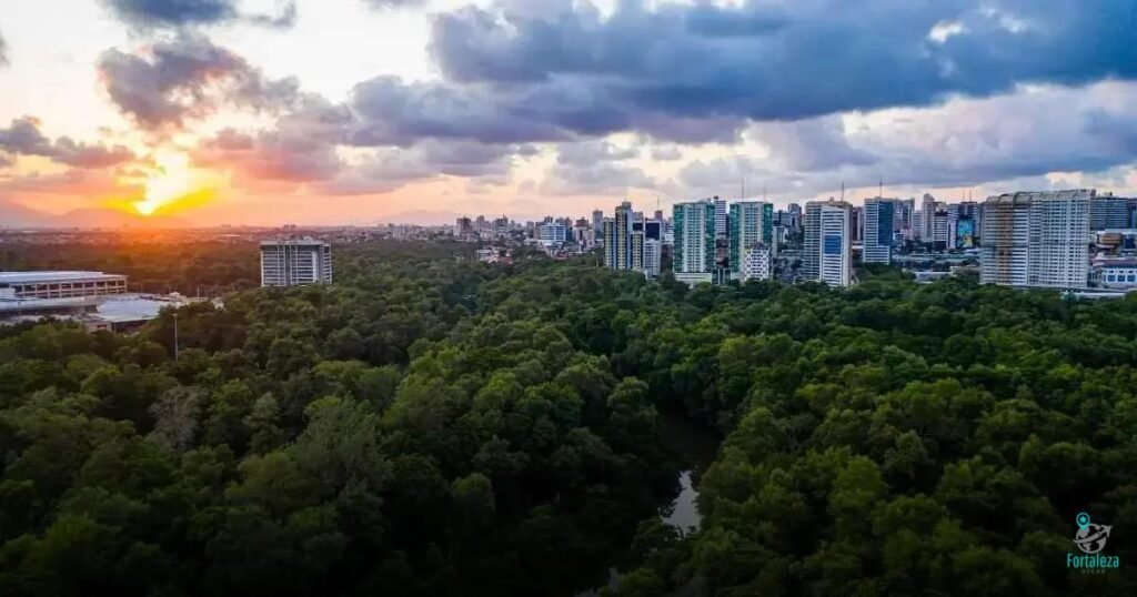 Descubra a Vibrante Vida Noturna em Fortaleza